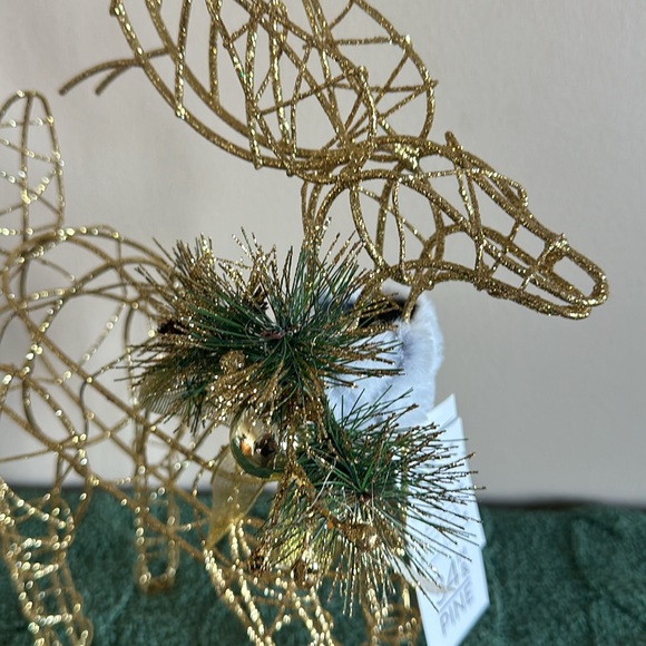 Beautiful 34th & Pine Gold Glitter Reindeer Shimmer NEW - Picture 2 of 11